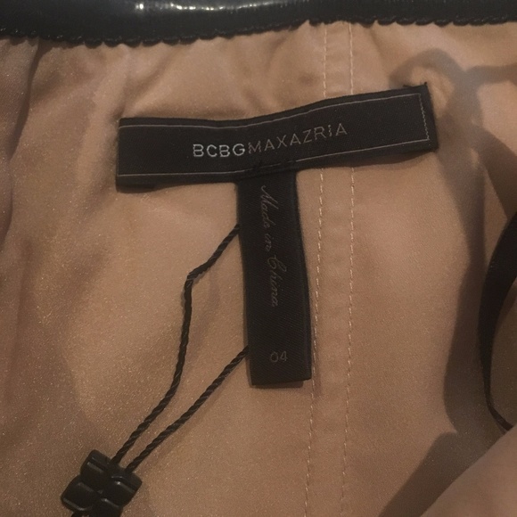 NWOT BCBGMAXAZRIA ruffled cocktail dress - Picture 6 of 6